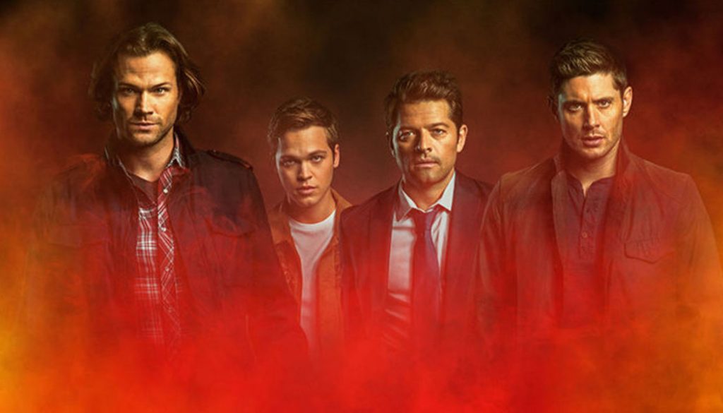 Protagonistas de Supernatural. Da esquerda para a direita: Sam, Jack, Castiel e Dean.