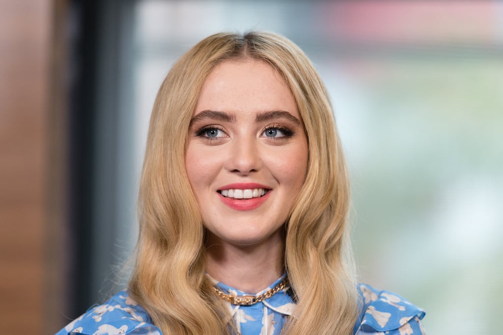 A foto mostra a atriz Kathryn Newton conhecida por The Society e Big Little Lies. 