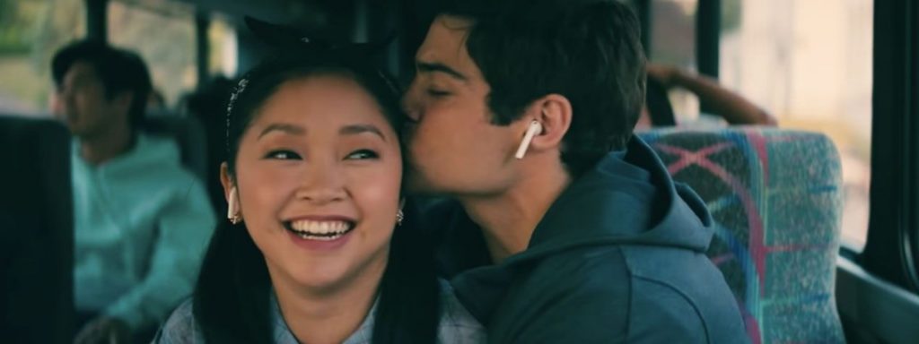 Lara Jean e Peter Kavinsky em Para Todos os Garotos: Agora e Para Sempre.