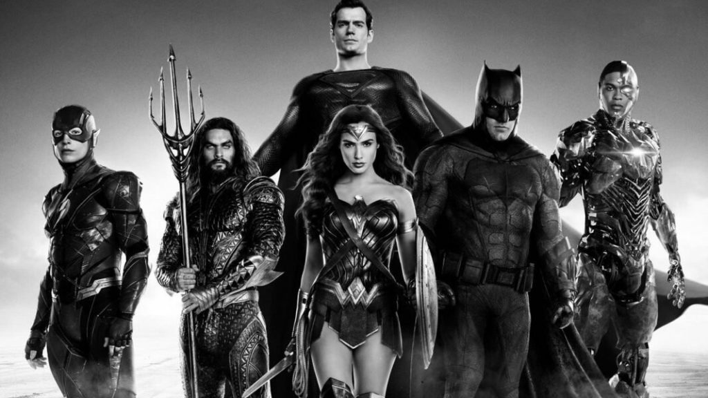 Liga da Justiça em preto e branco no Snyder Cut