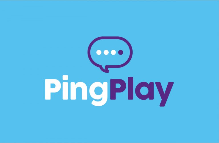 Logo da plataforma PingPlay em fundo ciado com título em branco e lilás