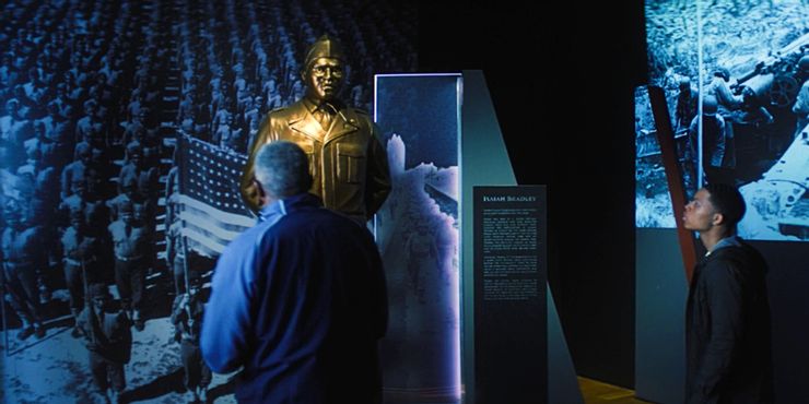 Cena com Isaiah Bradley no museu - Crítica do episódio 6 de Falcão e o Soldado Invernal, Otageek