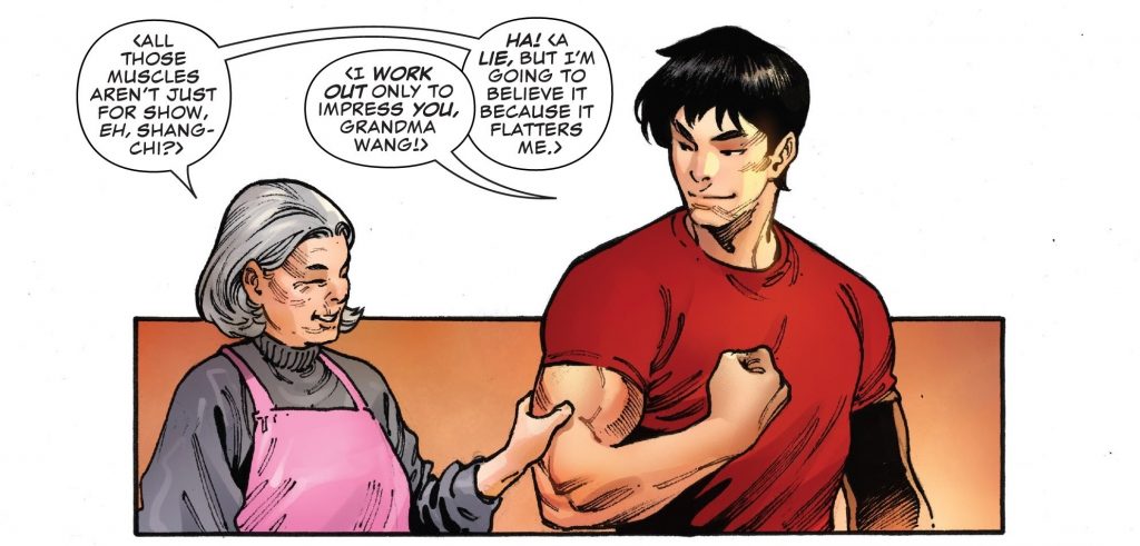A avó de Shang-Chi confere, orgulhosa, o tríceps no neto.