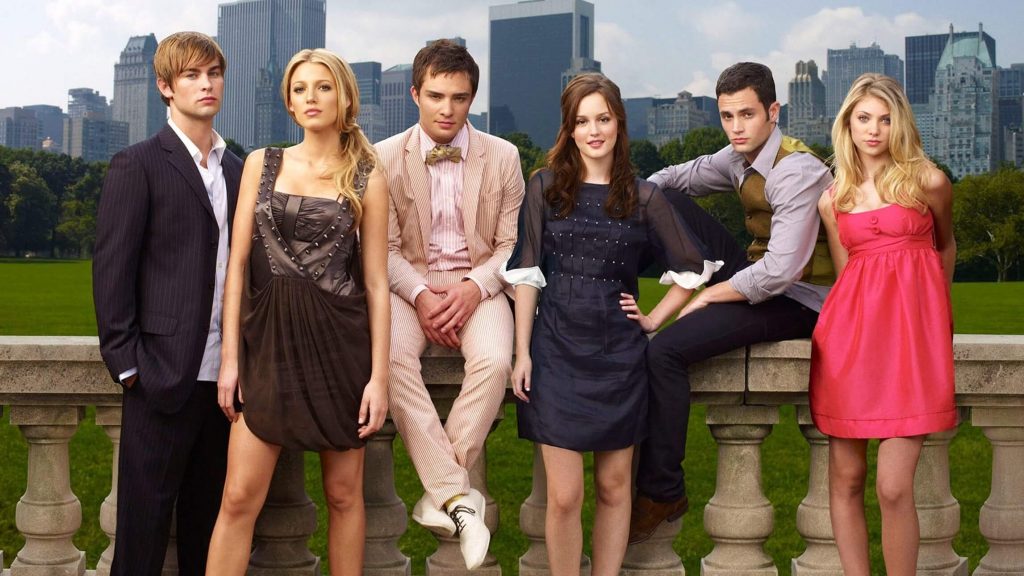 Foto promocional com o elenco da série Gossip Girl original de 2007 Otageek