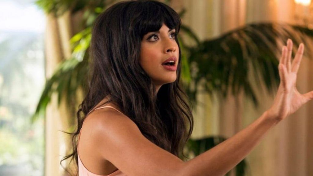 Jameela Jamil em The Good Place.