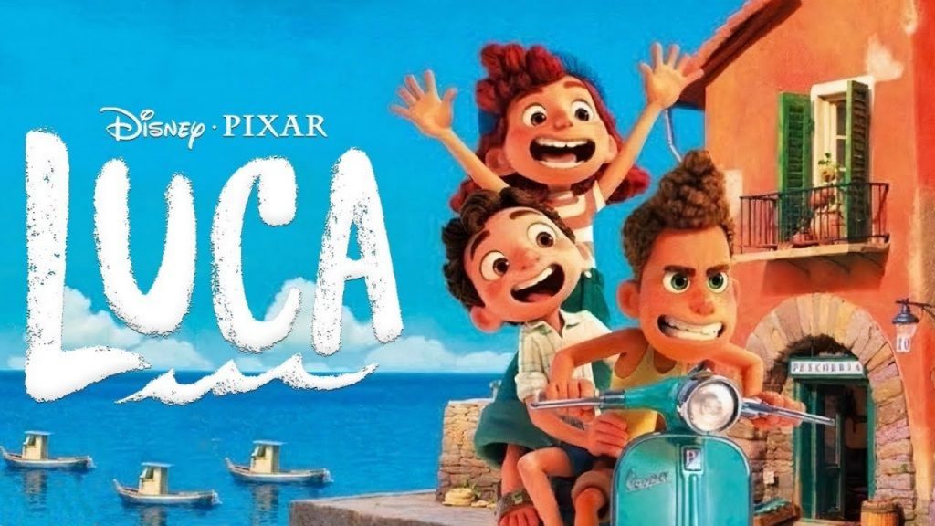 Três crianças numa moto em Luca Disney+ - Otageek