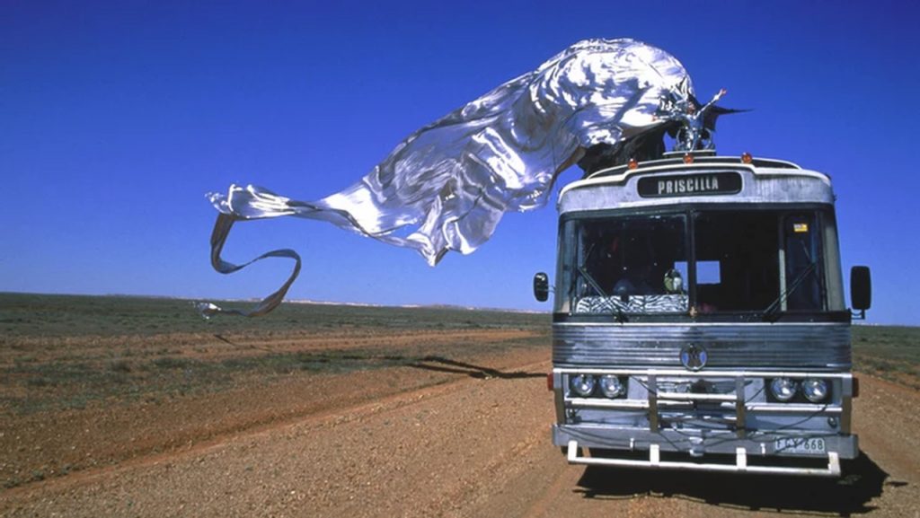 Priscilla, ônibus que dá nome ao longa - Otageek