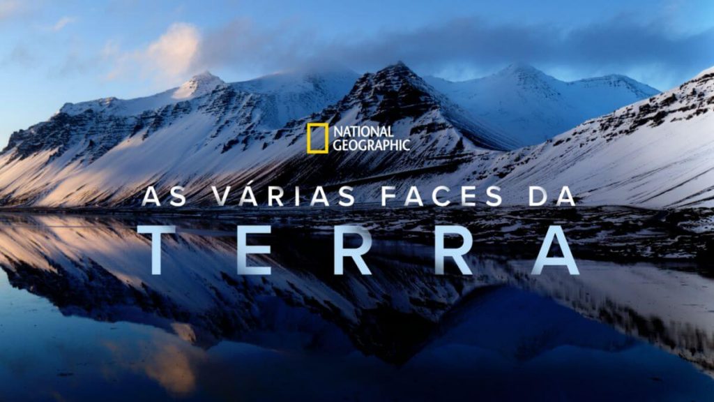 A imagem mostra uma cadeia de montanhas geladas e centralizado está o nome do filme, acima a logo do National Geographic.