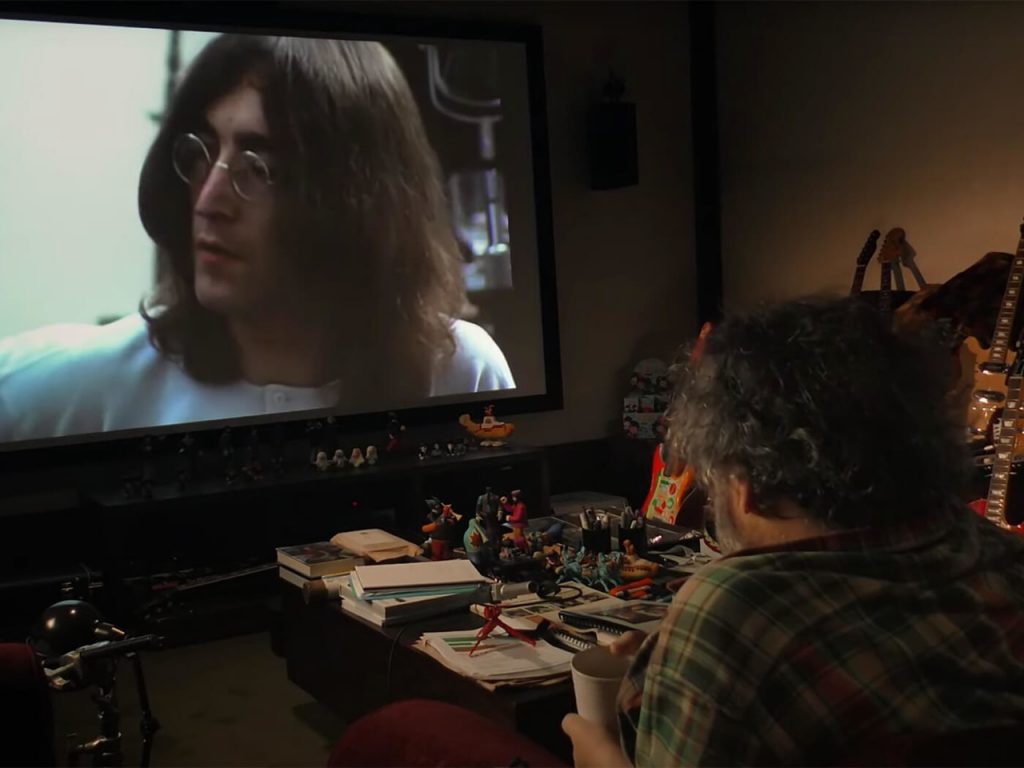 Peter Jackson analisando as gravações para o documentário ‘The Beatles: Get Back’ - Otageek