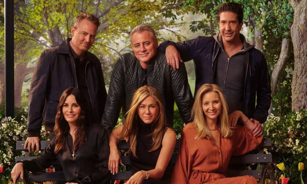 Novamente, o elenco de Friends para o anúncio oficial do episódio especial. Otageek