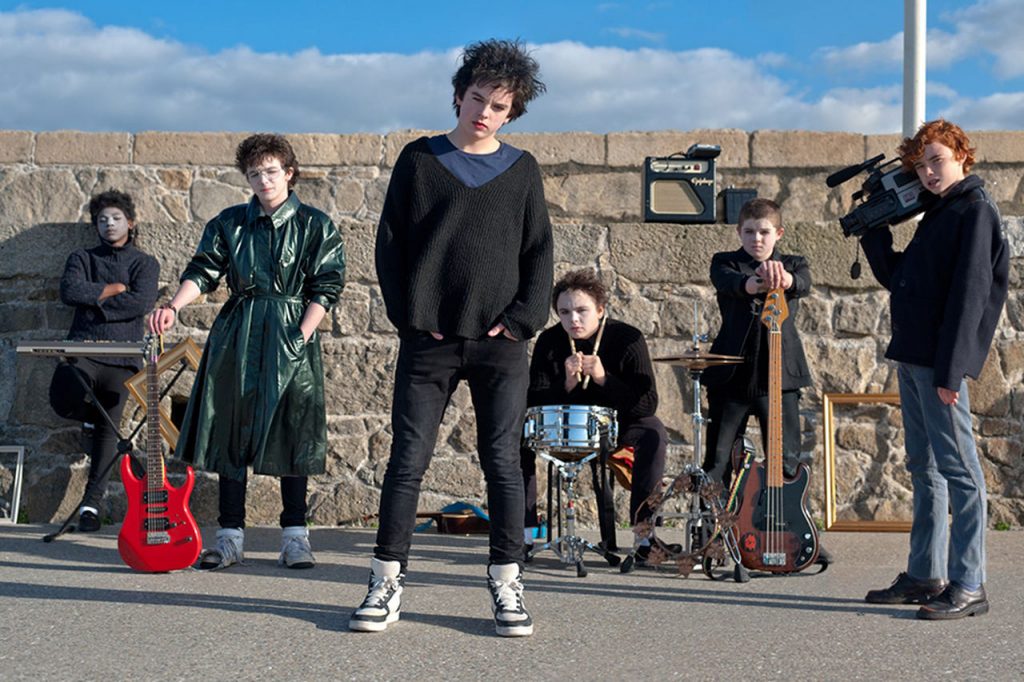 Banda Sing Street - 10 filmes rock and roll para sentir a música - Otageek