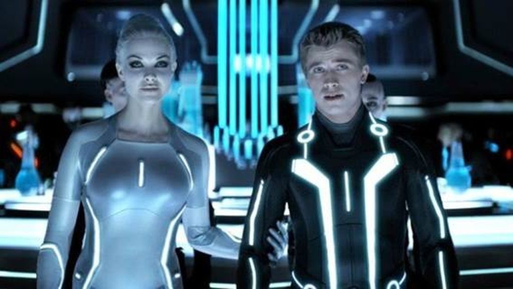 Personagens do filme Tron: O legado, mistura tecnologia e aventura, da Disney.