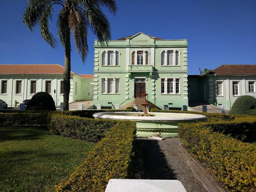 Hospital Regional da Lapa São Sebastião, localizado em Lapa (PR) e fundado desde 1927 Otageek