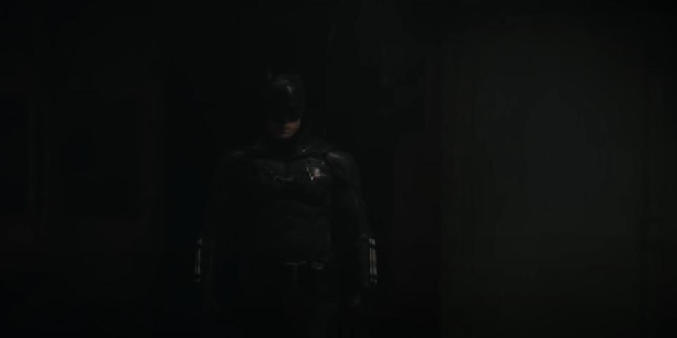 Batman saindo das sombras - Crítica - The Batman - Lembrai, lembrai, do 5 de novembro... - Otageek