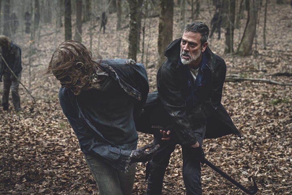 Jeffrey Dean Morgan como Negan em cena de The Walking Dead. - Otageek