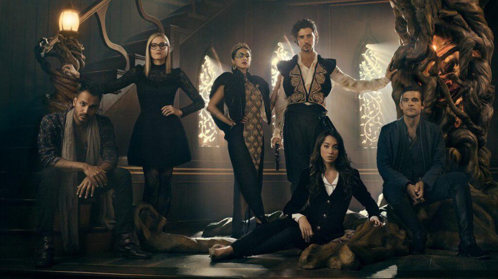 Penny (Arjun Gupta), Alice (Olivia Dudley), Margo (Summer Bishil), Eliot (Hale Appleman), Julia (Stella Maeve) e Quentin Coldwater (Jason Ralph) | Reprodução: Sy-Fy Otageek