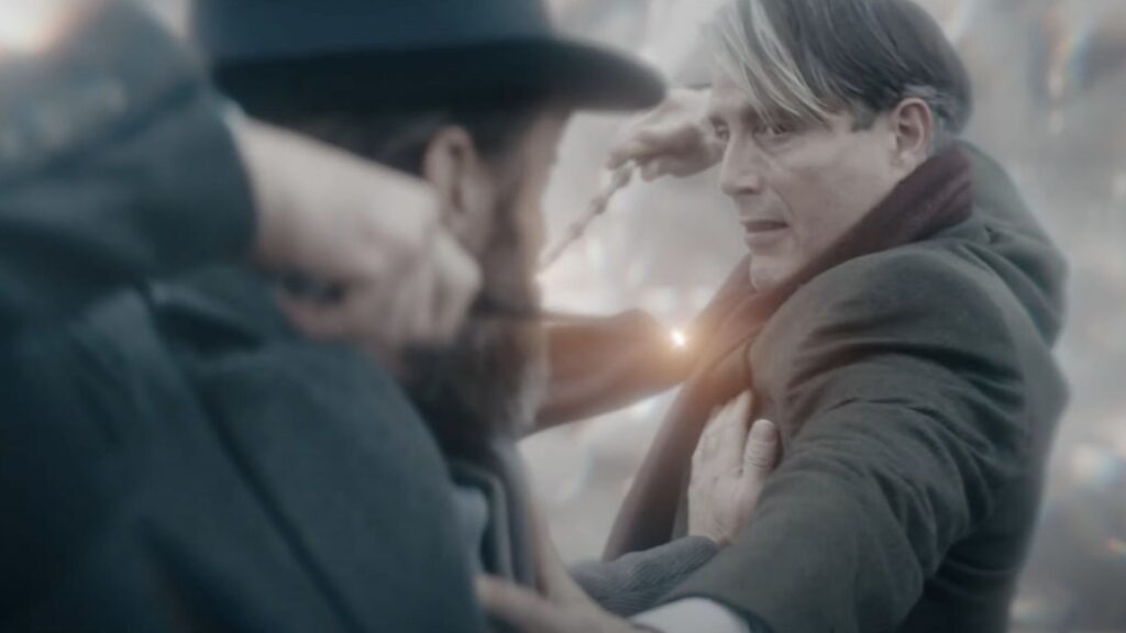 Alvo Dumbledore (Jude Law) e Gellert Grindelwald (Mads Mikkelsen) Otageek