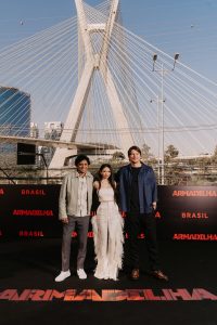 No Brasil: Josh Hartnett, M. Night Shyamalan e Saleka dão início a Tour Global de Armadilha, novo longa da Warner Bros.