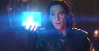 Loki com o Tesseract. Otageek