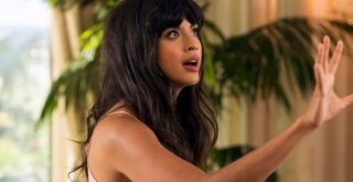 Jameela Jamil em The Good Place.